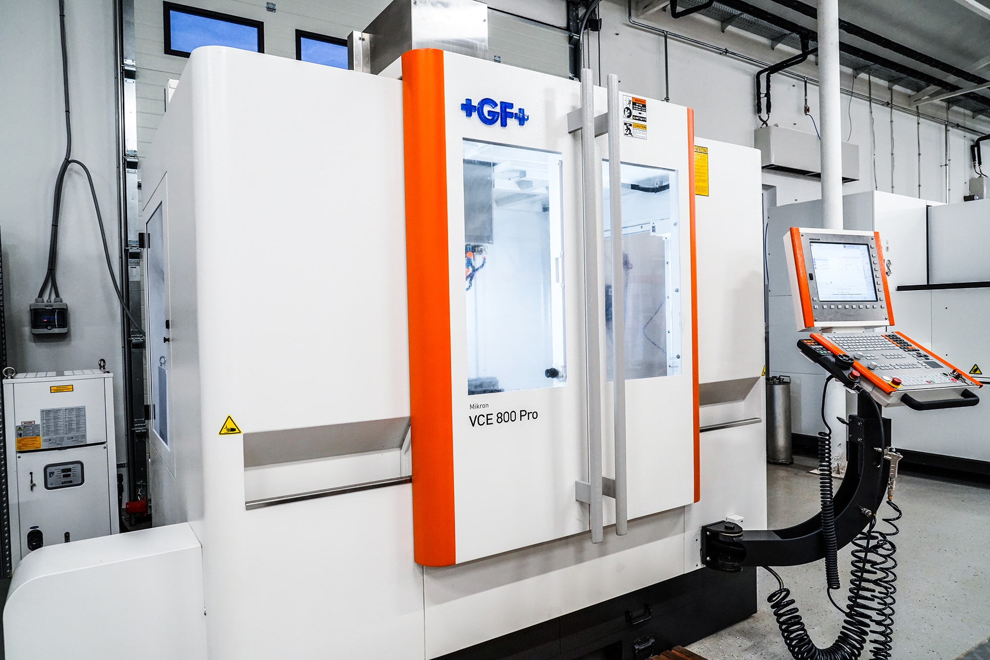 Mikron VCE 800 3 tengelyes megmunkáló központ